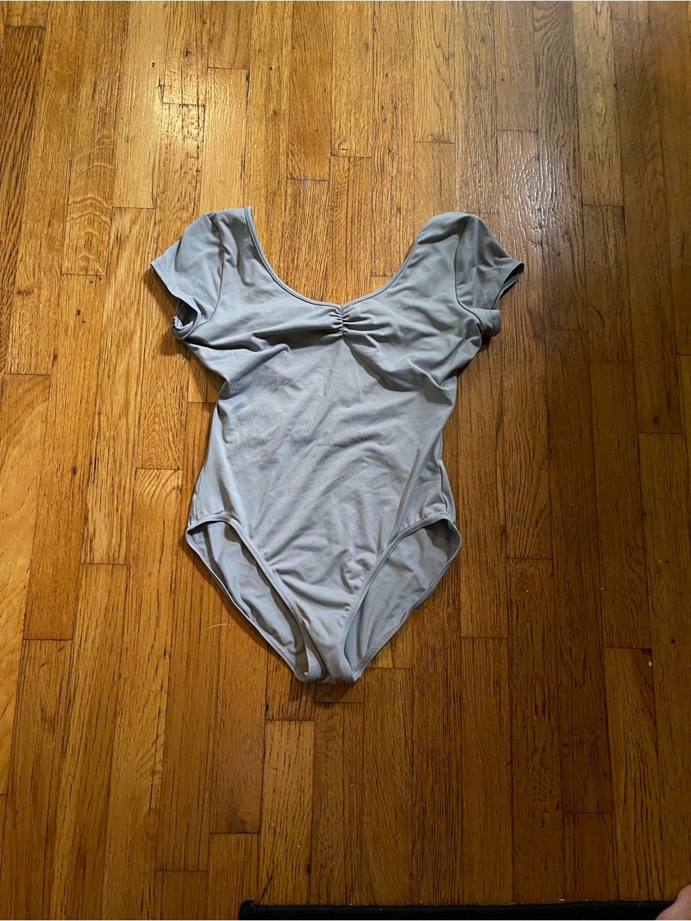 Light Gray Scoop Neck Short Sleeve Leotard